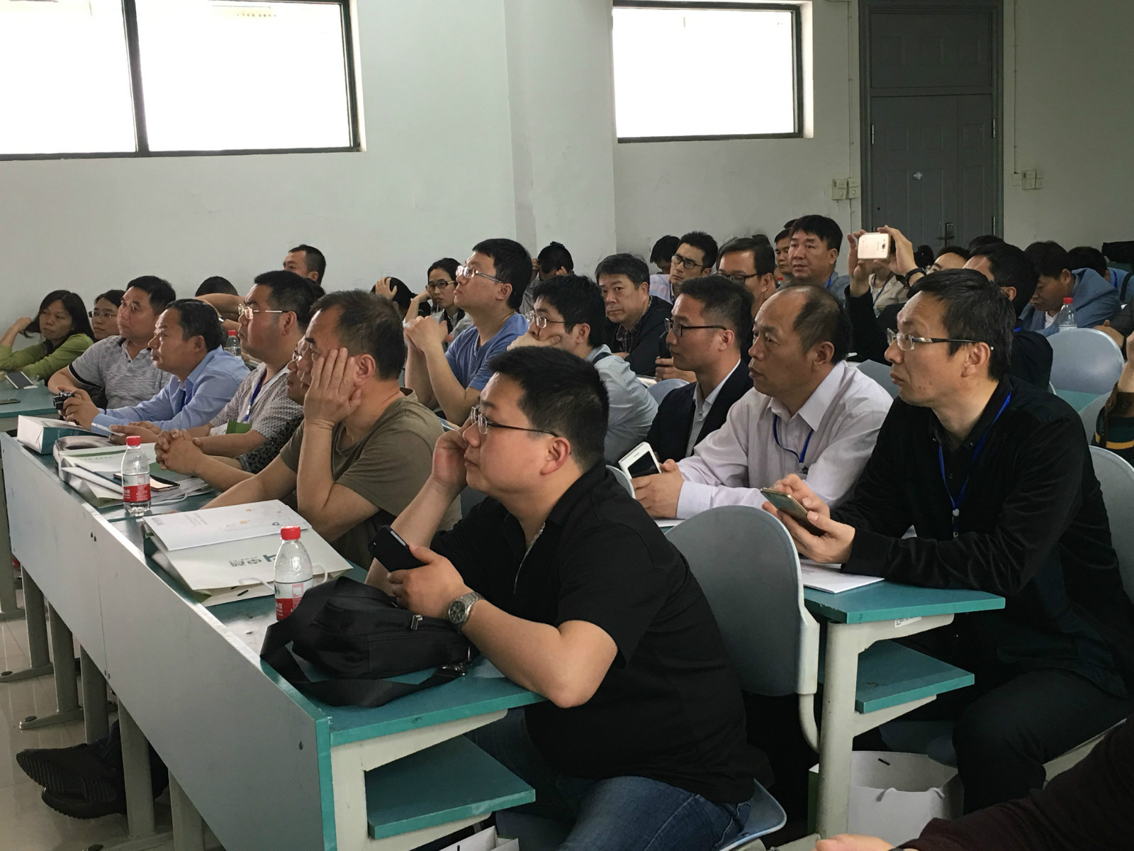 聽課老師_meitu_2_meitu_1.jpg 聽課老師_meitu_2_meitu_1.jpg