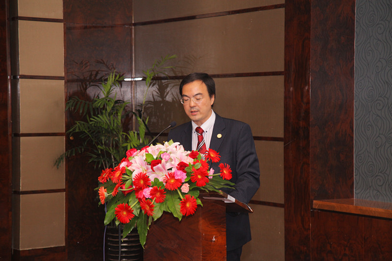 董總.jpg 董總.jpg