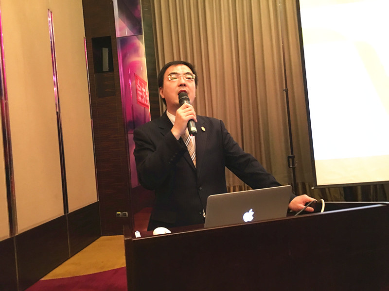 董總.jpg 董總.jpg