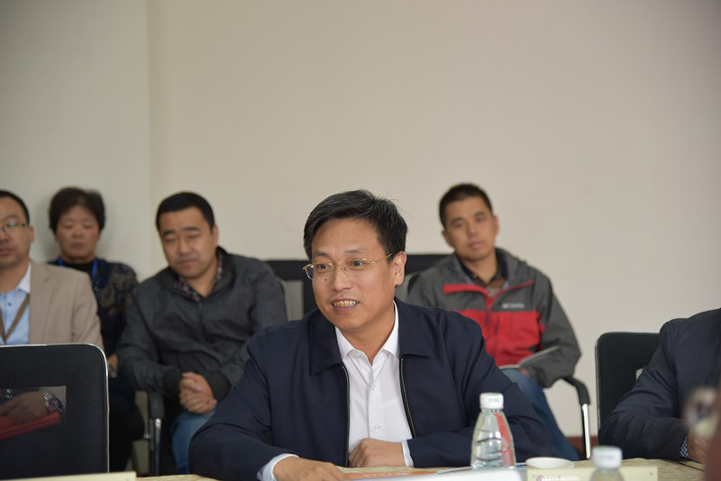 副校長潘.jpg 副校長潘.jpg