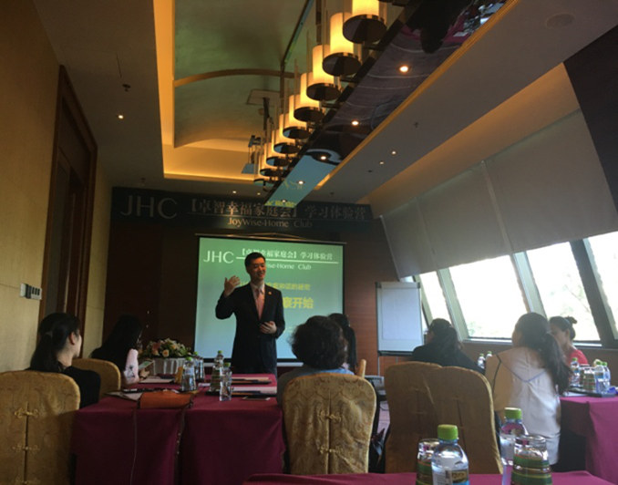 盧老師_副本_副本.jpg 盧老師_副本_副本.jpg